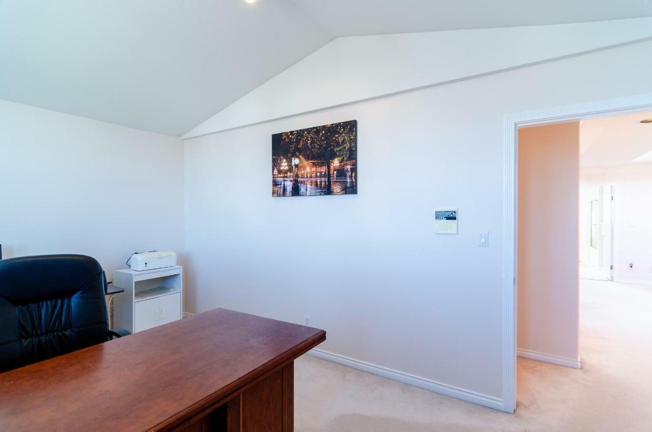 3 Private, Spacious, Bright Rooms In A Gorgeous House 新西敏 外观 照片
